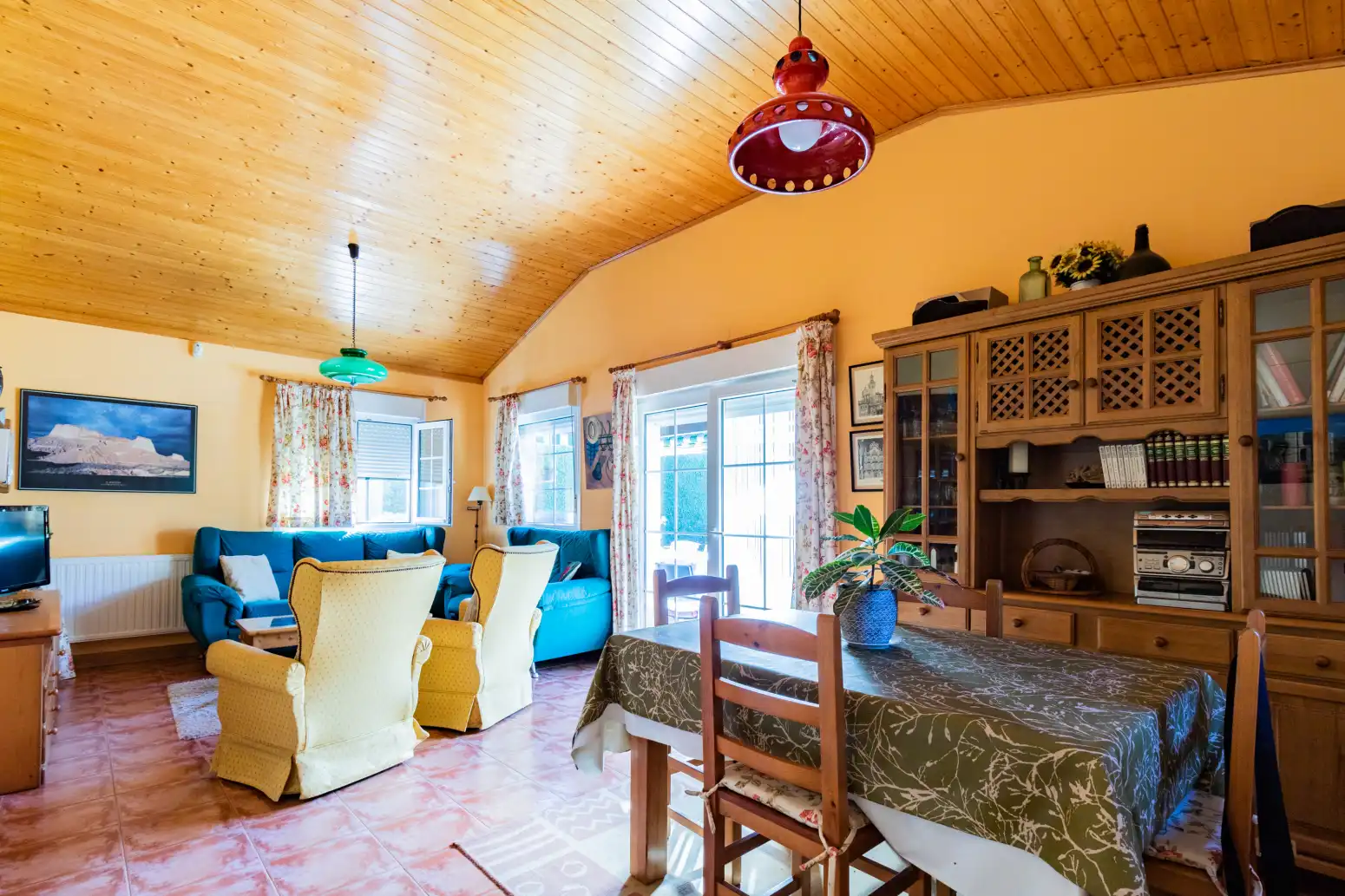 Comedor de Casa o chalet en venta en Ayegui / Aiegi con Calefacción, Trastero y Piscina