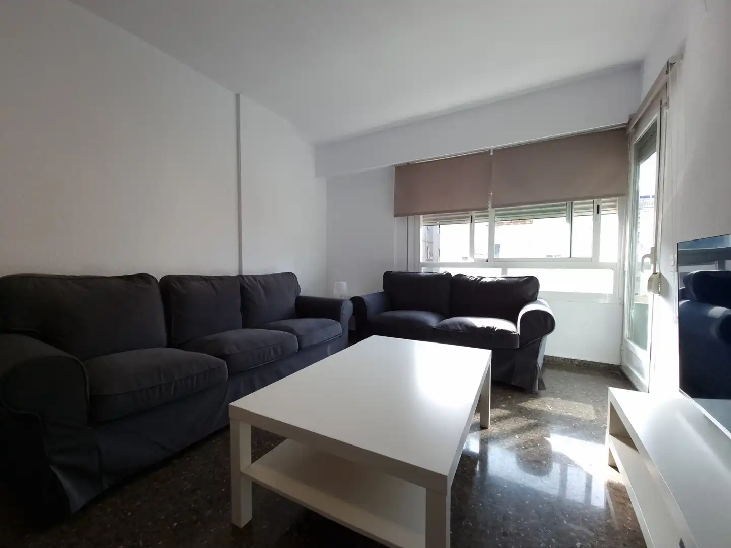 Sala d'estar de Pis de lloguer en Valencia amb Terrassa, Moblat i Forn