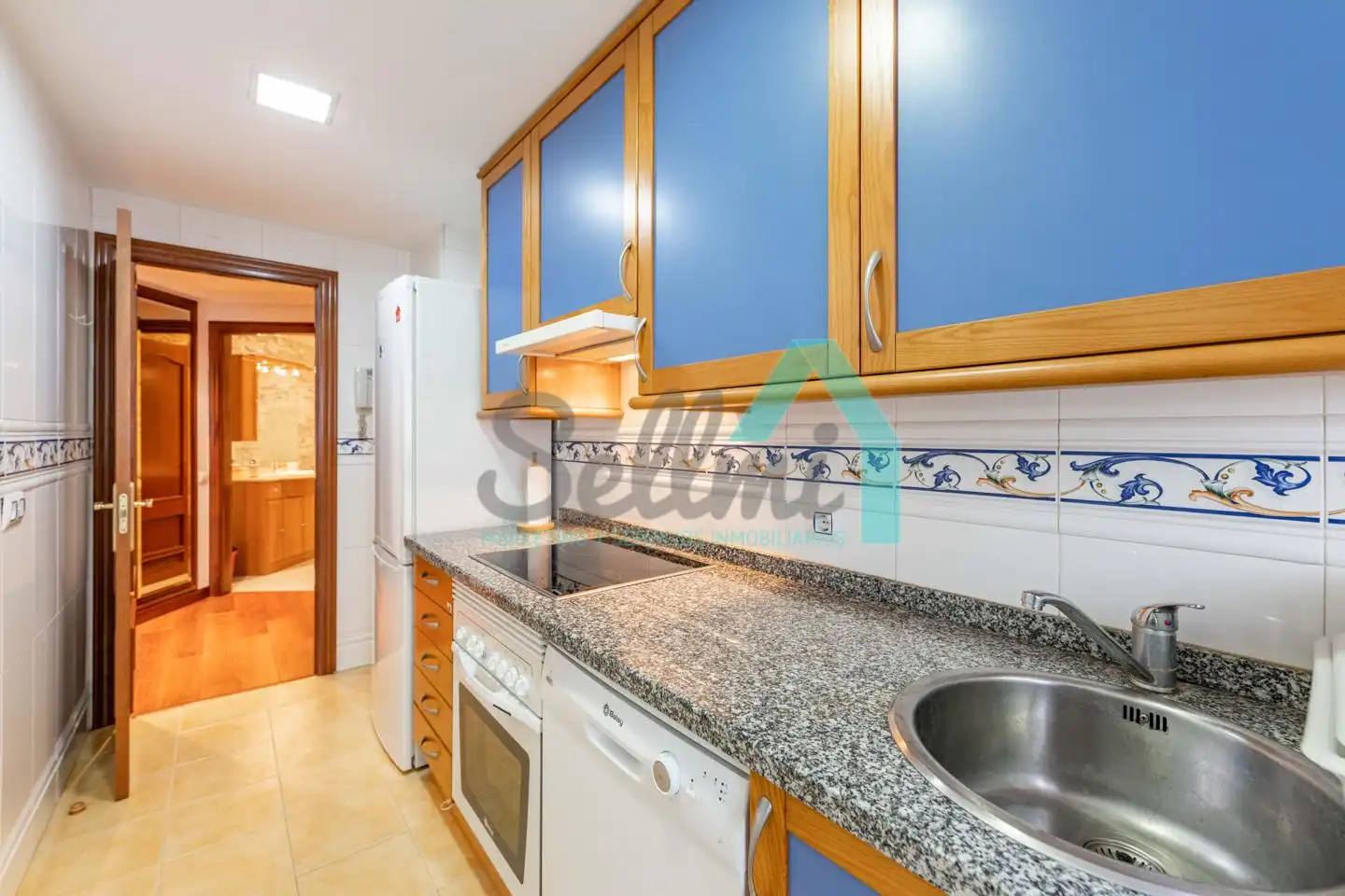 Cocina de Piso en venta en Oviedo  con Calefacción y Parquet