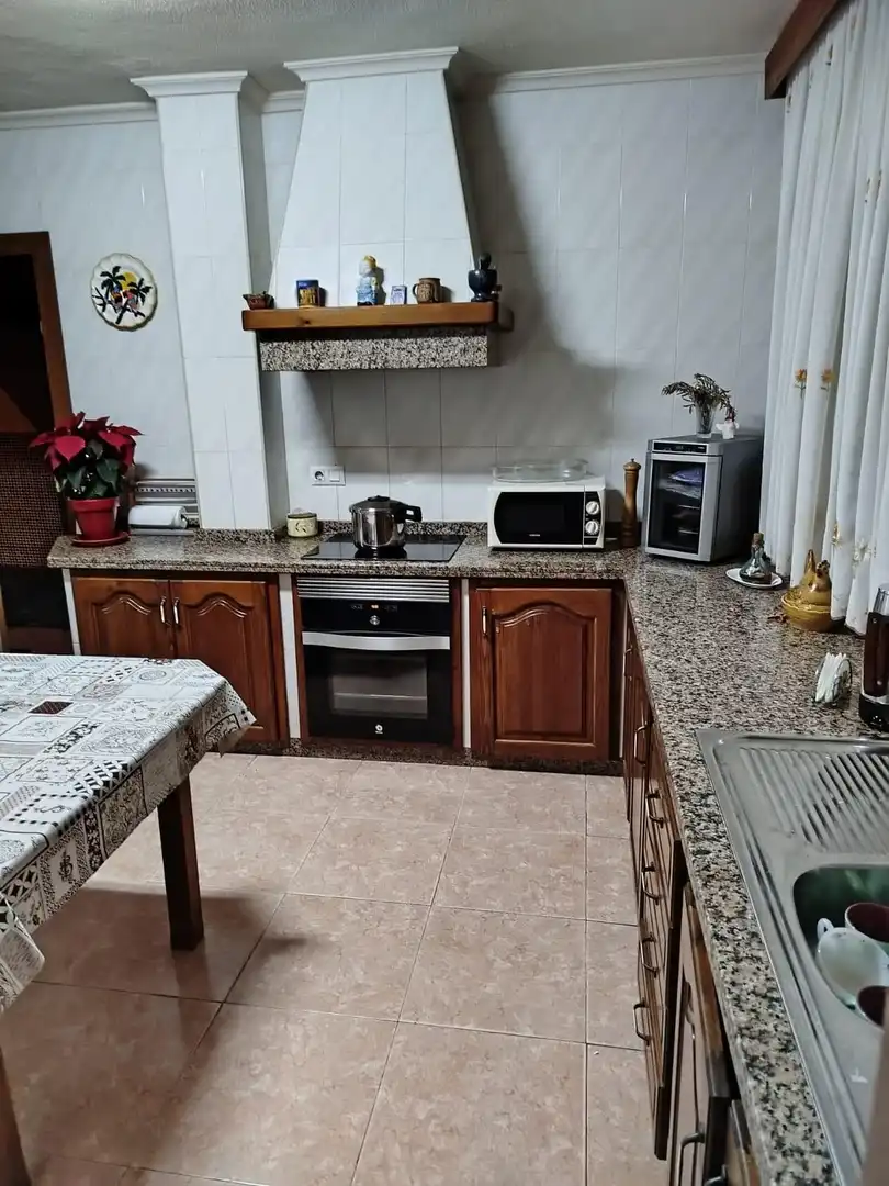 Kitchen of Houses for sale in Algeciras
