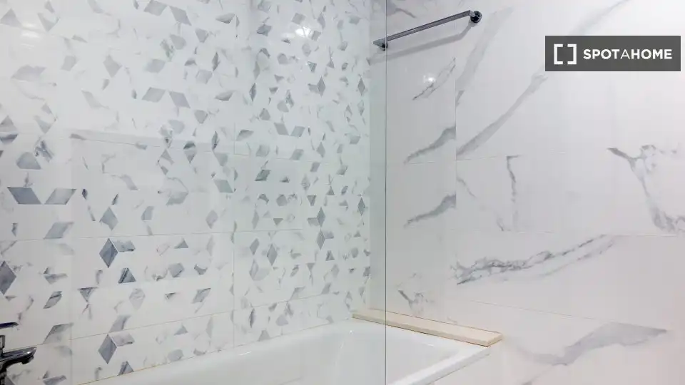 Flat with terrace to rent in L'Eixample, imagen 4