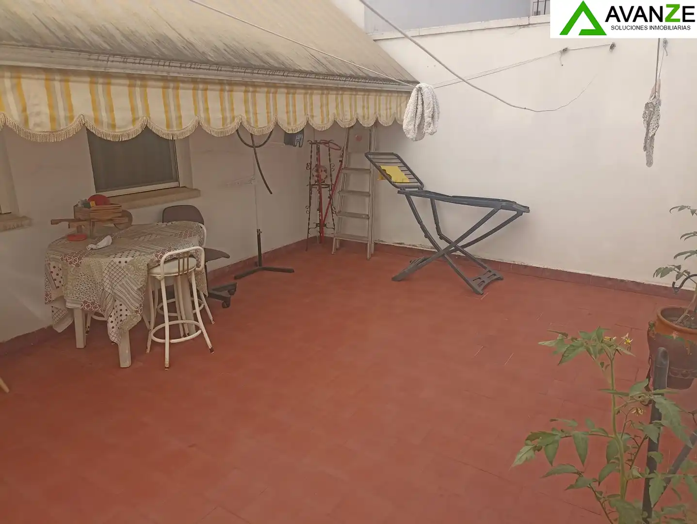 Terrasse von Wohnung zum Verkauf in Mérida mit Klimaanlage, Heizung und Terrasse