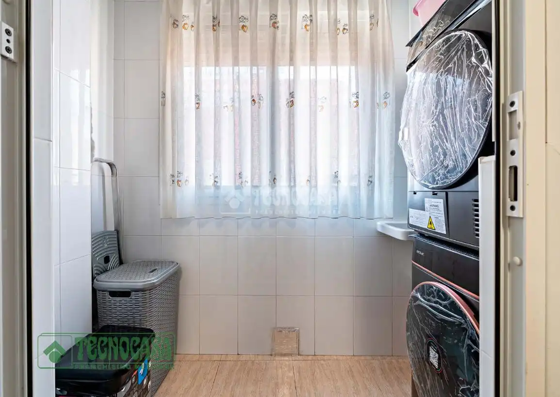 Habitación de Piso en venta en El Ejido con Aire acondicionado