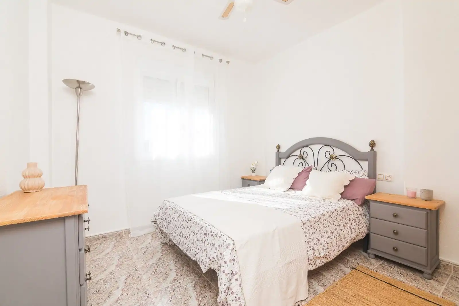 Schlafzimmer von Wohnung zur Miete in Orihuela mit Klimaanlage, Heizung und Terrasse