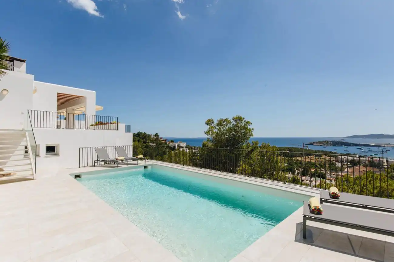 Piscina de Casa o chalet de alquiler en Santa Eulària des Riu con Aire acondicionado, Terraza y Piscina