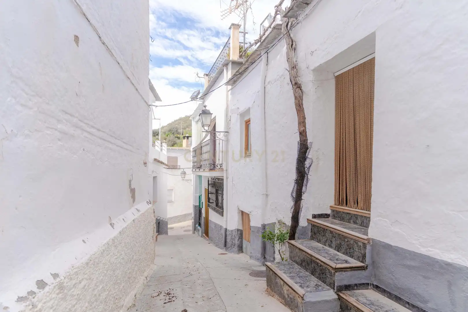 Exterior view of Houses for sale in Almegíjar  with Balcony