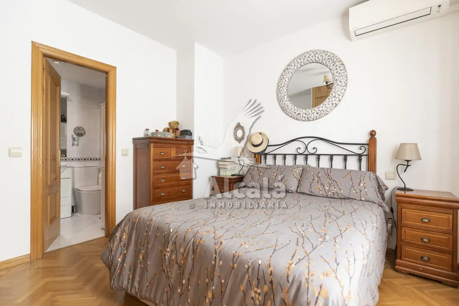 Bedroom of Flat for sale in Alcalá de Henares  with Air Conditioner, Heating and Private garden