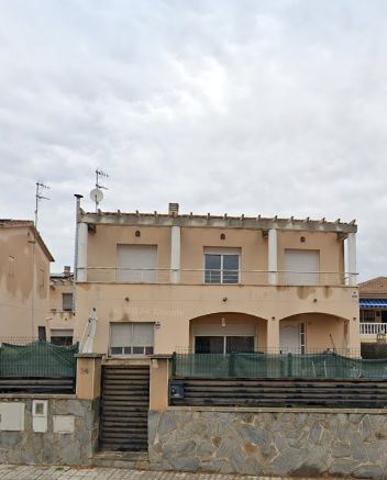 Vista exterior de Casa o xalet en venda en Vilanova i la Geltrú