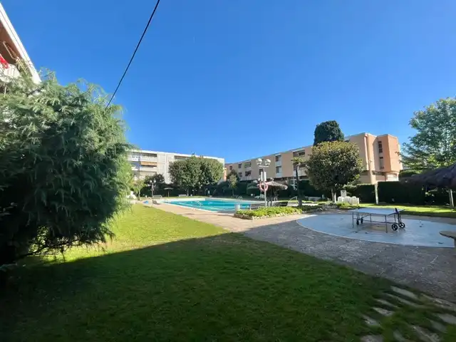Schwimmbecken von Wohnung zur Miete in Cabrils mit Heizung, Parkett und Terrasse
