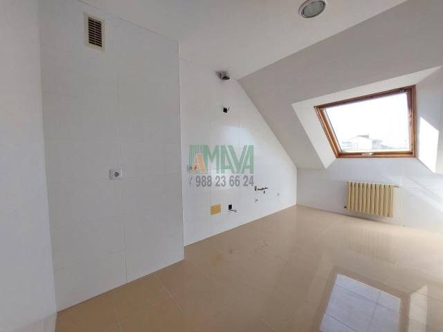 Piso en Venta en Mariñamansa