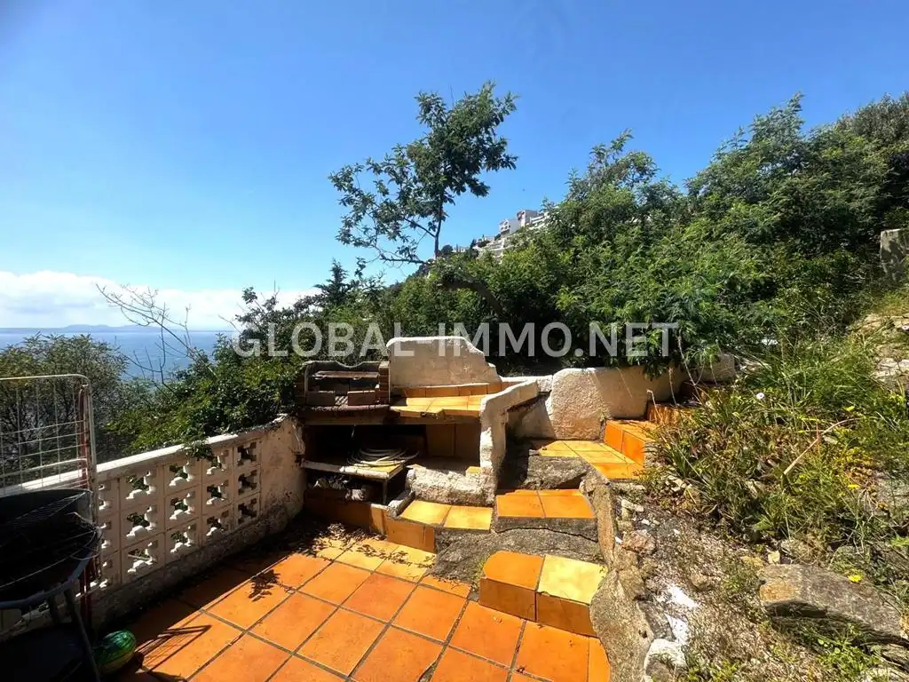 Außenansicht von Haus oder Chalet zum Verkauf in Roses mit Privatgarten, Terrasse und Schwimmbad