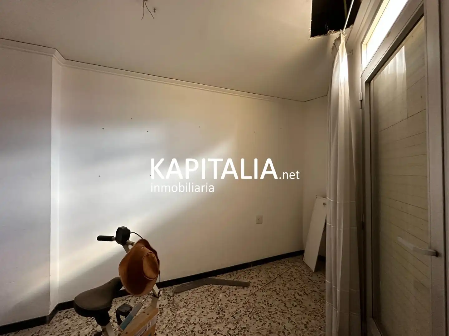 Bedroom of Houses for sale in Canals, Valencia