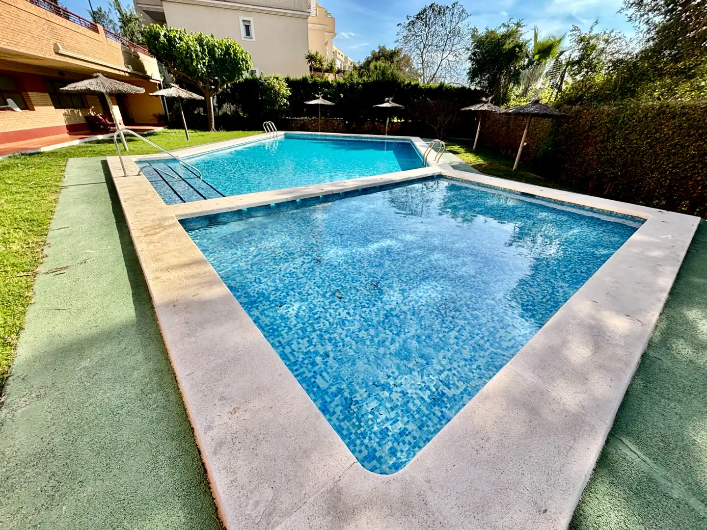 Piscina de Piso en venta en Alicante / Alacant con Aire acondicionado, Calefacción y Terraza