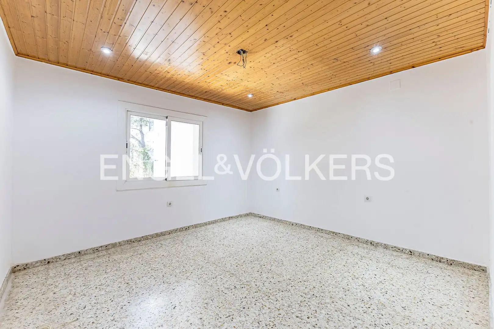 Flat for sale in Castelldefels  with Heating, Terrace and Swimming Pool