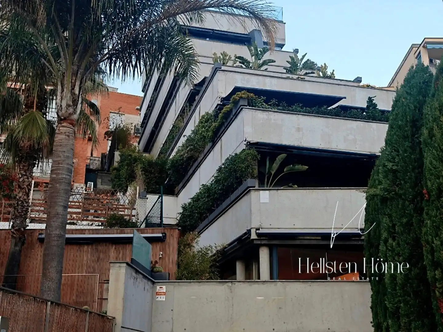 Vista exterior de Pis en venda en El Papiol amb Aire condicionat, Jardí privat i Terrassa