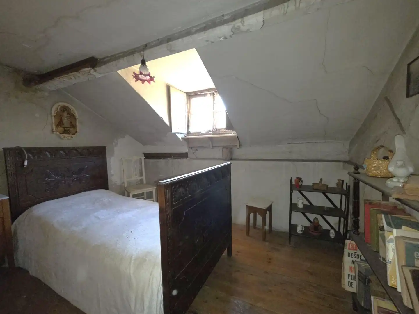 Habitación de Ático en venta en Teverga con Amueblado y Balcón