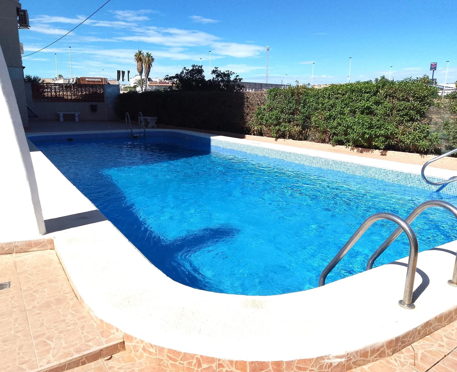 Swimming pool of Flat for rent in Torrevieja  with Furnished and Community pool
