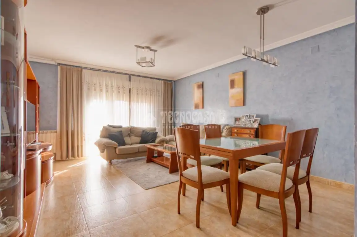 Sala de estar de Piso en venta en Topas con Terraza