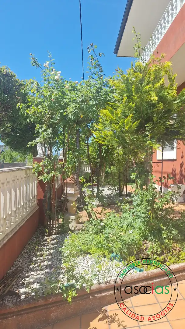 Garden of Houses for sale in Ponferrada  with Heating, Private garden and Terrace