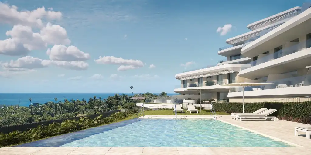 Apartament amb piscina en venda a Estepona Pueblo