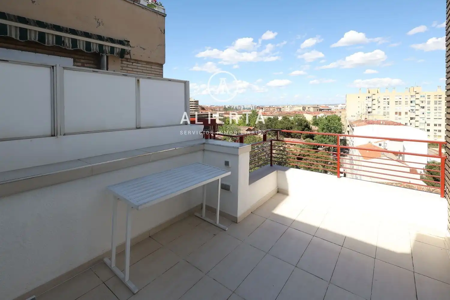 Terraza de Piso de alquiler en Zaragoza con Aire acondicionado y Calefacción