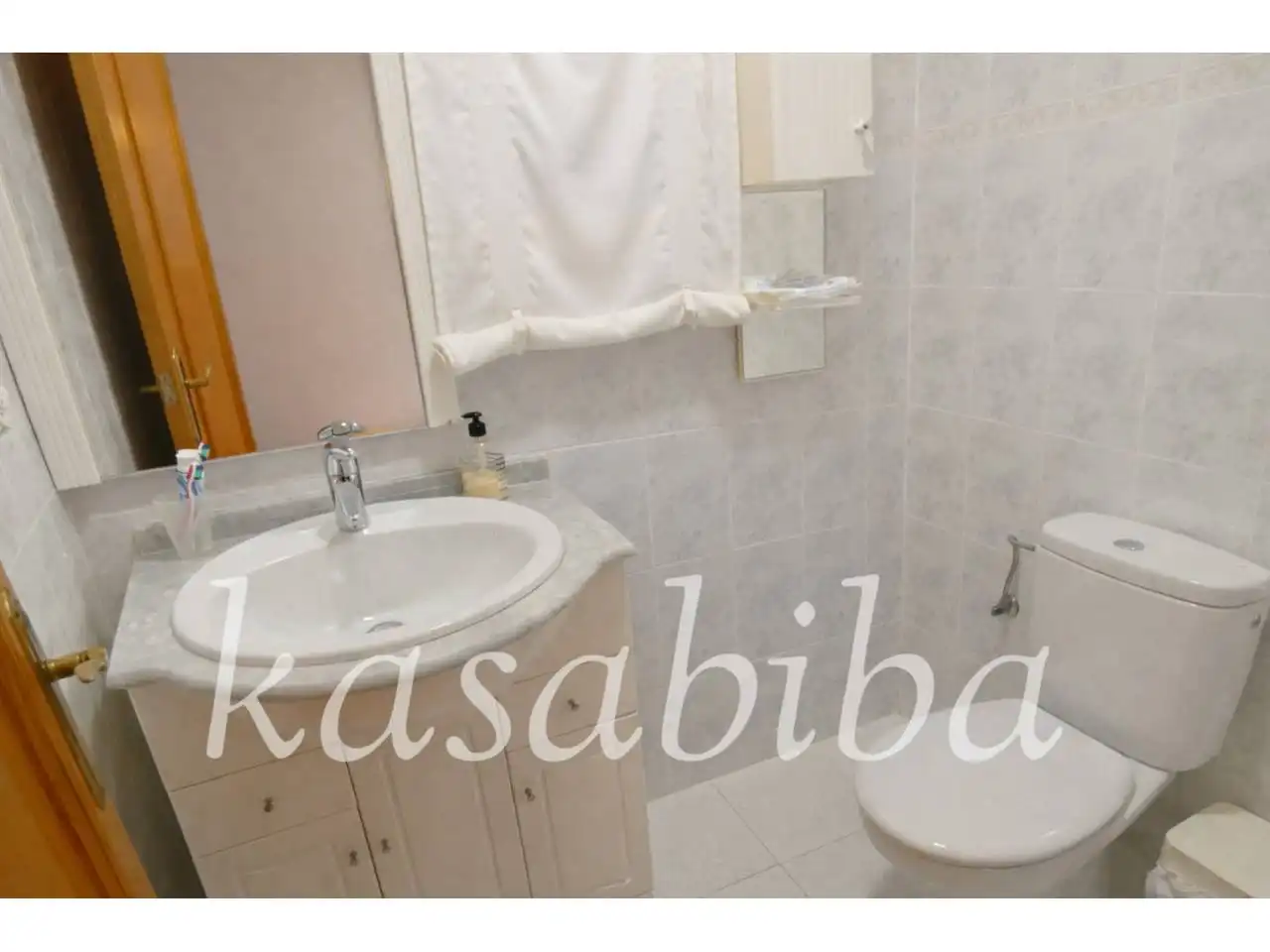 Baño de Casa o chalet en venta en Chiva con Aire acondicionado, Calefacción y Jardín privado