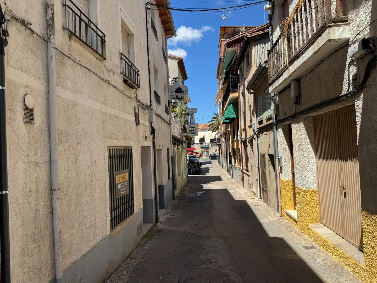 Vista exterior de Casa o chalet en venta en Candeleda con Aire acondicionado, Calefacción y Terraza