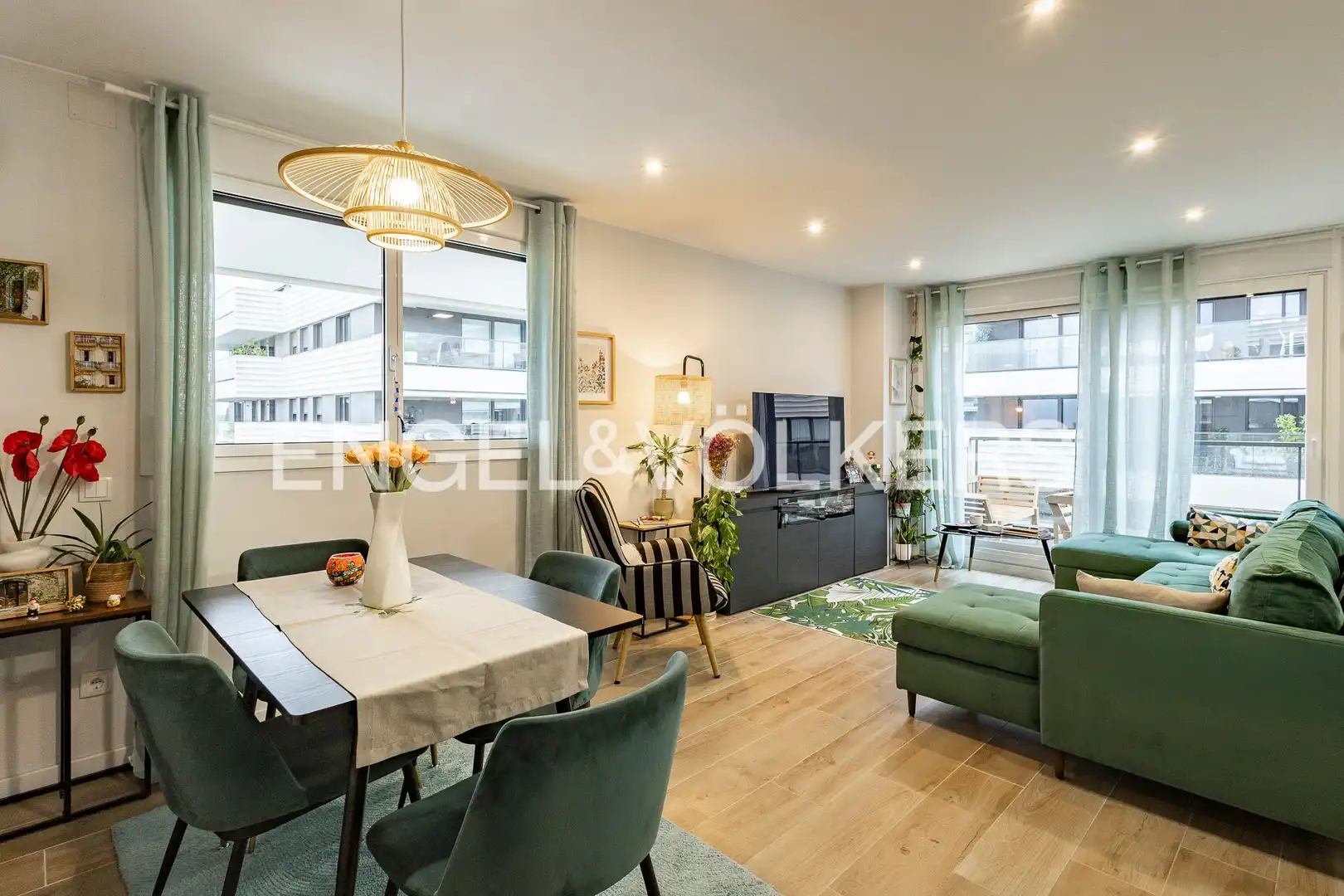 Flat with pool to rent in Finestrelles, imagen 3