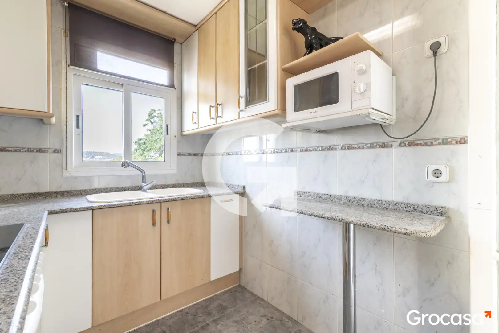 Cocina de Planta baja en venta en Molins de Rei con Calefacción, Terraza y Trastero