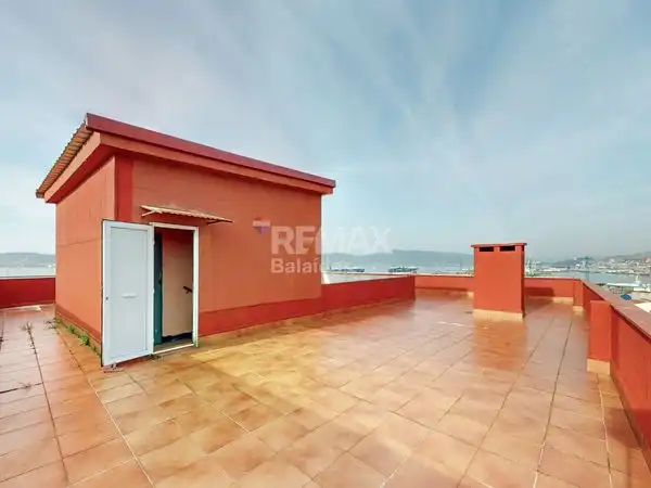 Terraza de Piso en venta en Vigo  con Parquet y Terraza