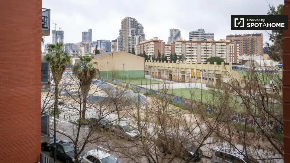Vista exterior de Piso de alquiler en Valencia con Aire acondicionado, Calefacción y Amueblado