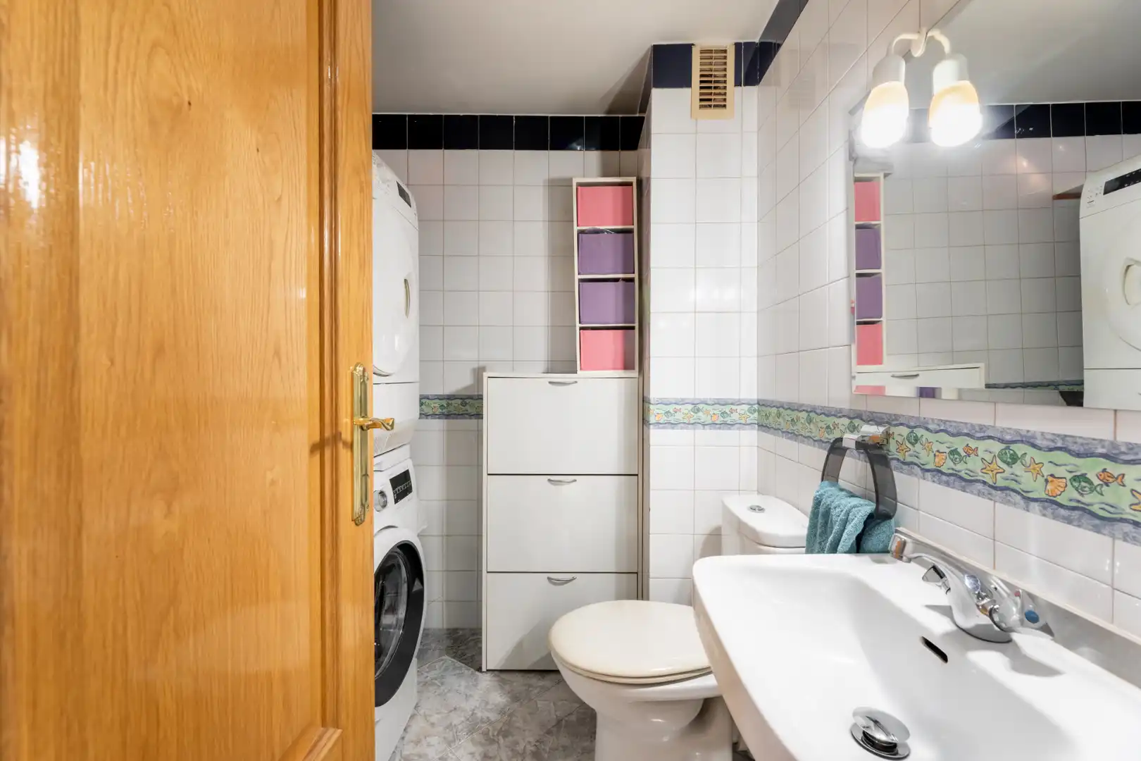 Baño de Piso en venta en Navalcarnero con Aire acondicionado, Calefacción y Amueblado