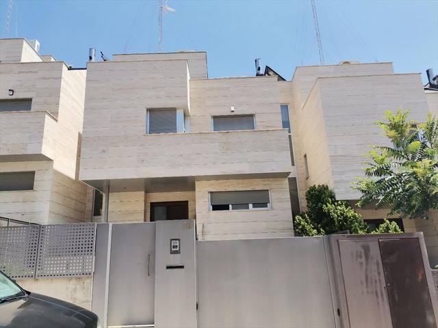 Casa-chalet en Venta en Calle Flamenco, 20 en Montecillo