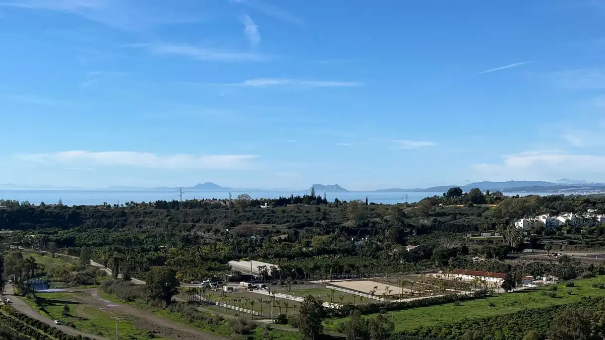 Vista exterior de Ático en venta en Estepona con Aire acondicionado, Terraza y Trastero