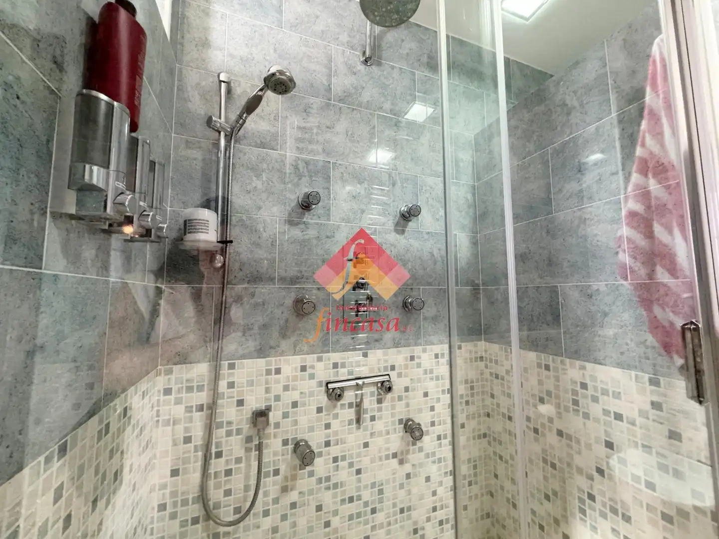 Baño de Casa o chalet en venta en Ronda con Calefacción, Trastero y Balcón