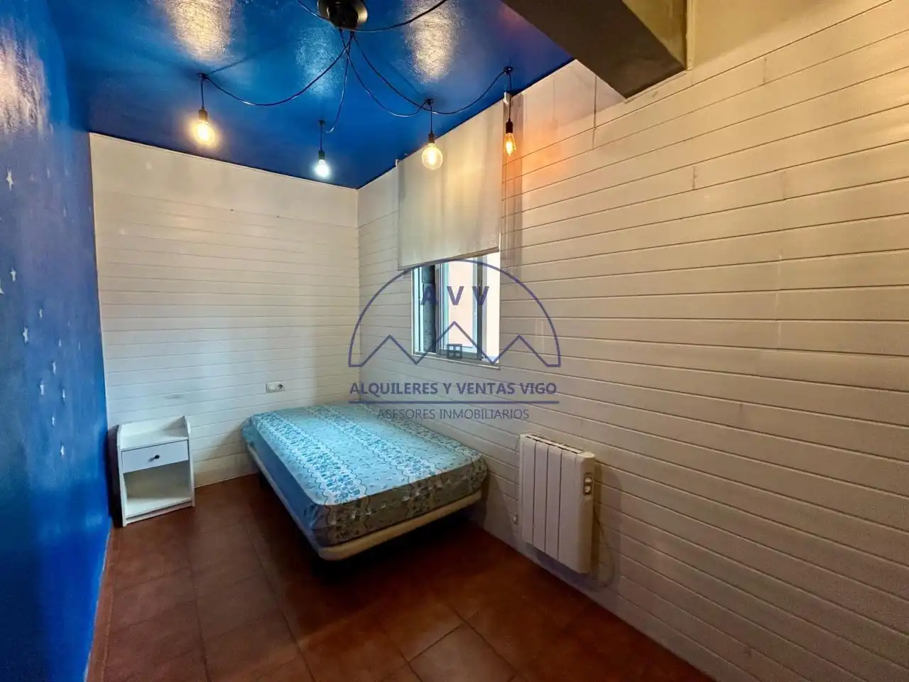 Schlafzimmer von Wohnung zum Verkauf in Vigo  mit Heizung und Möbliert