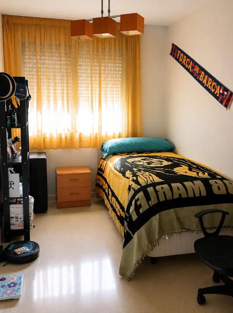 Bedroom of Flat for sale in Badalona  with Storage room, Balcony and Alarm