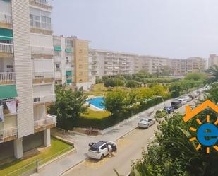 Vista exterior de Estudi en venda en Vila-seca amb Aire condicionat i Terrassa