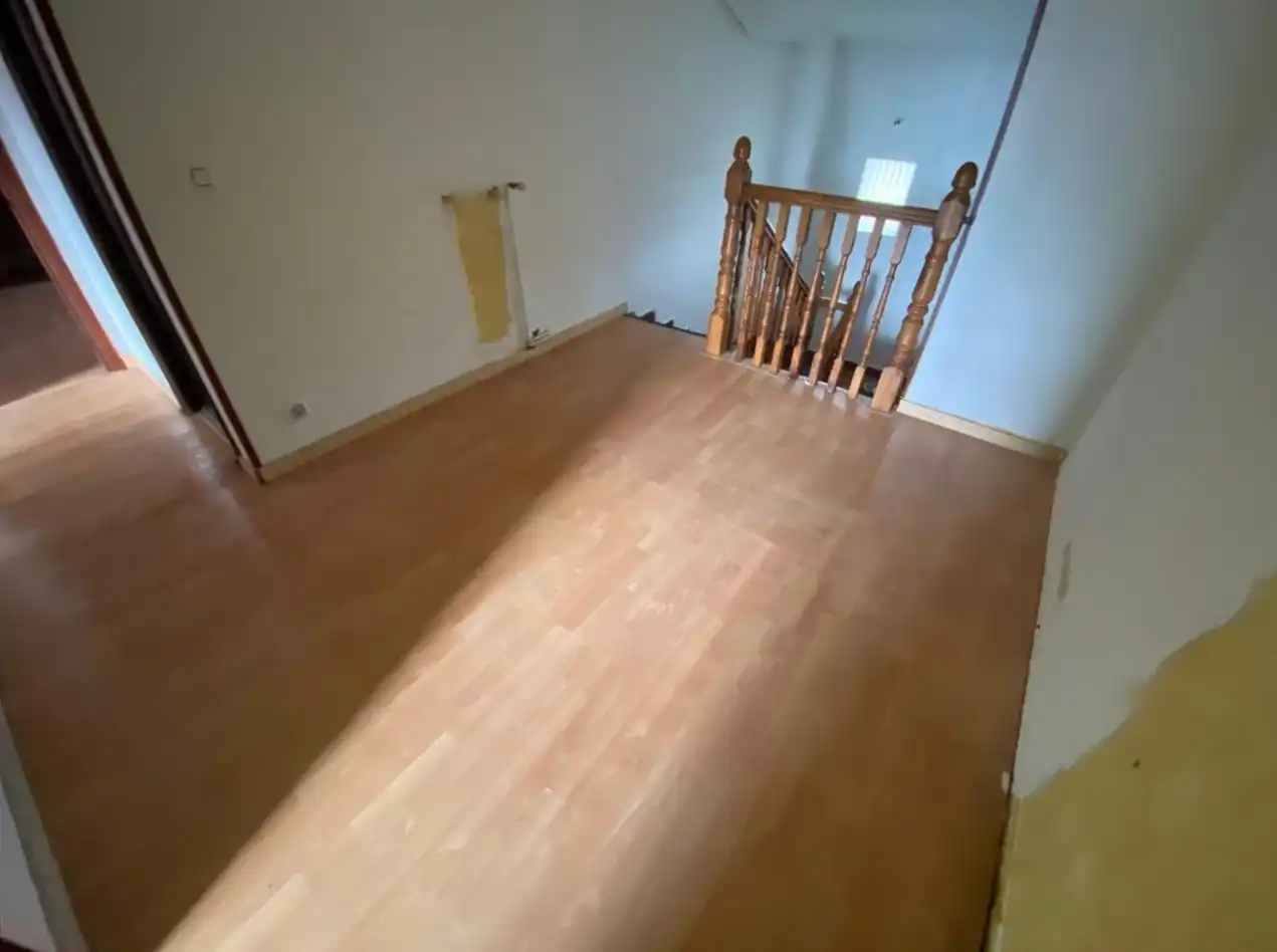 Casa adosada en venta en Lantarón