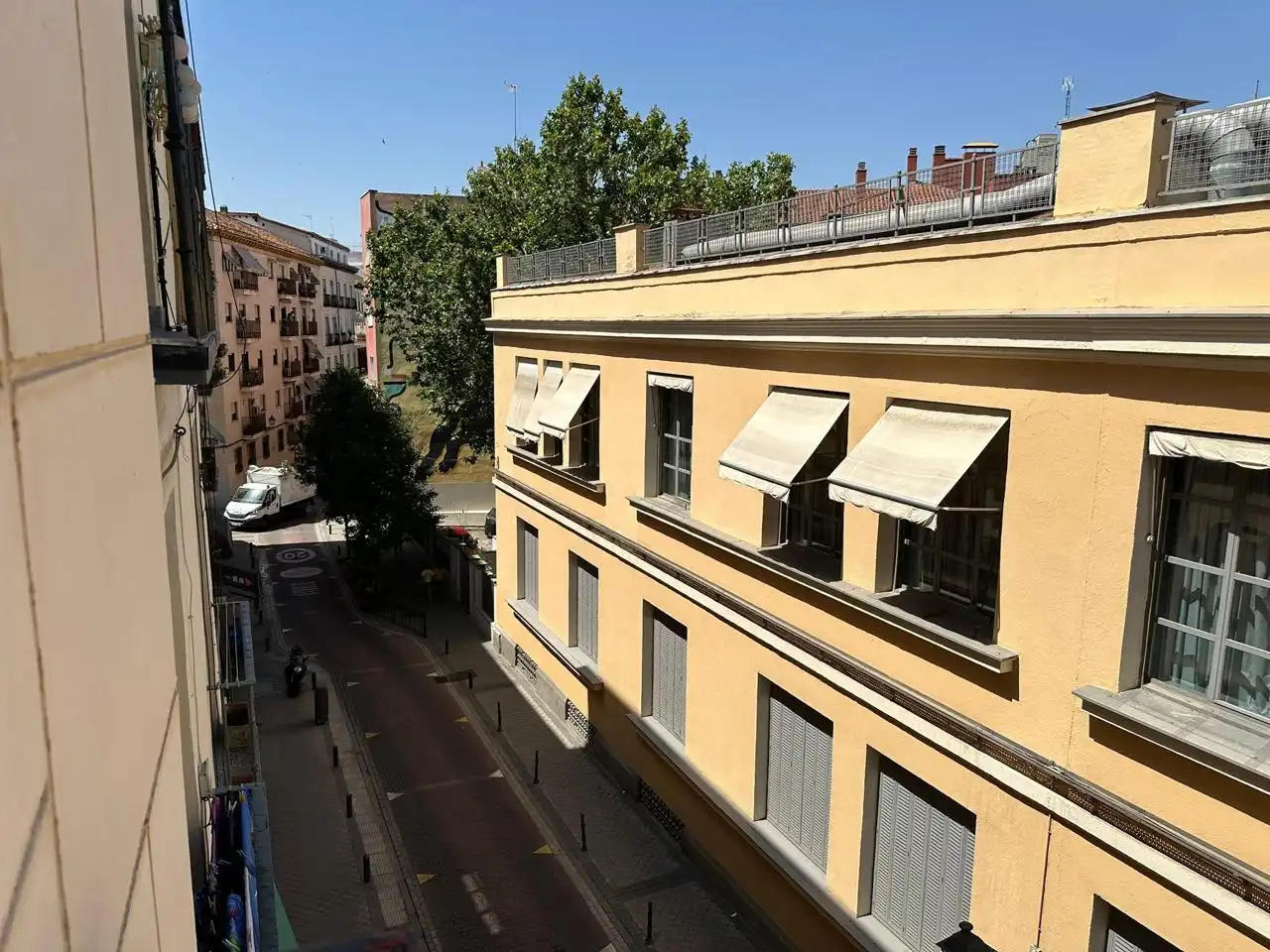 Vista exterior de Pis de lloguer en Madrid amb Aire condicionat, Calefacció i Moblat