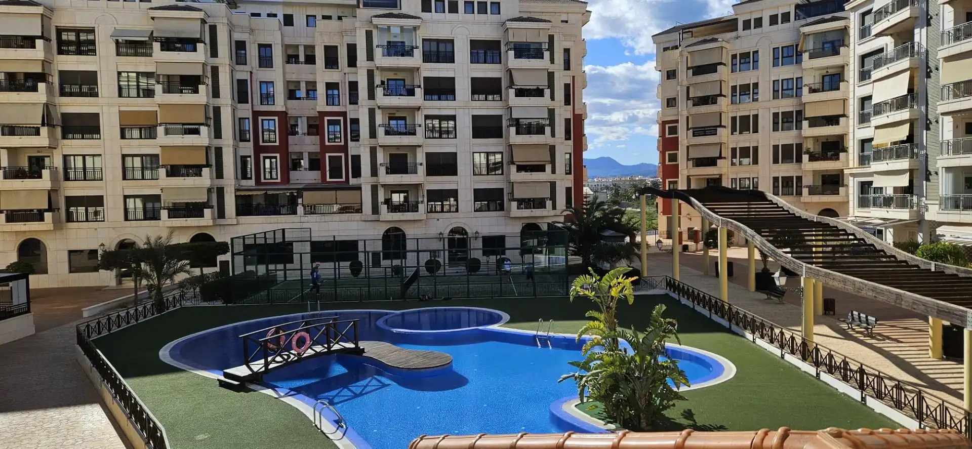 Swimming pool of Flat for sale in Elche / Elx  with Air Conditioner, Heating and Private garden