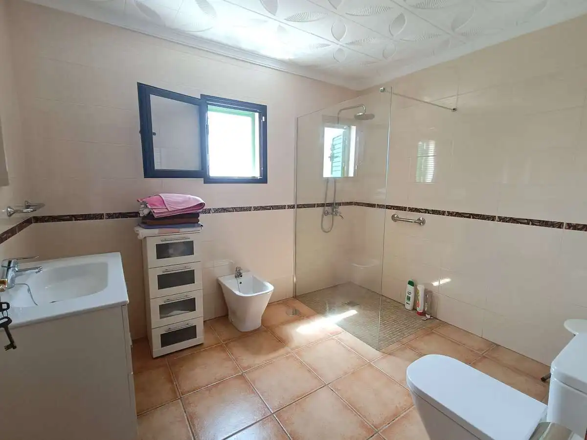 Baño de Finca rústica en venta en Teguise con Jardín privado, Terraza y Trastero