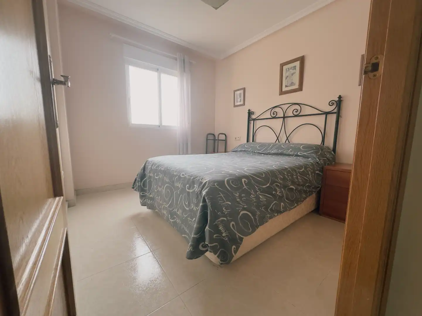 Habitación de Apartamento en venta en Elche / Elx con Aire acondicionado, Terraza y Amueblado