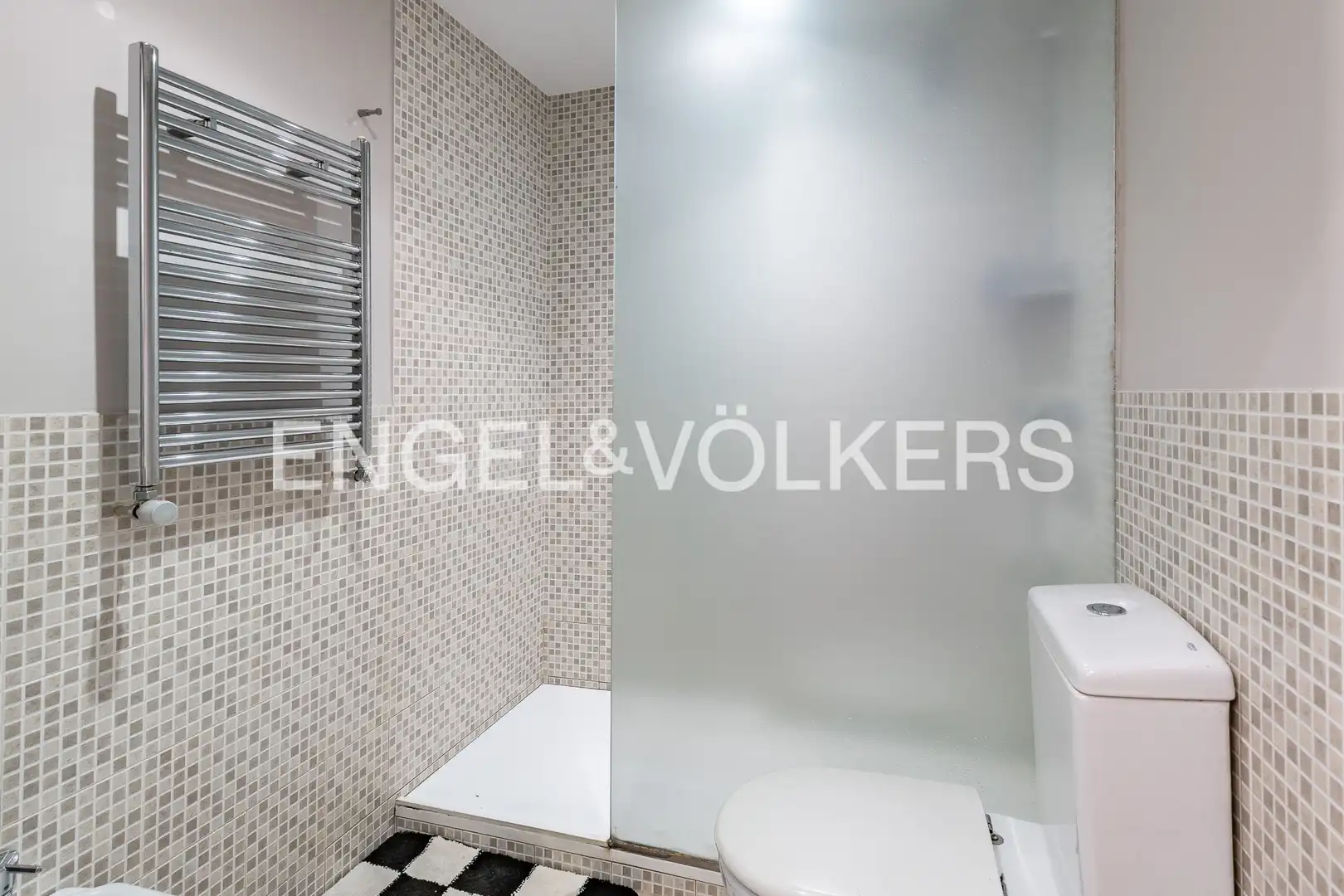 Baño de Piso en venta en Sant Cugat del Vallès con Aire acondicionado, Calefacción y Jardín privado