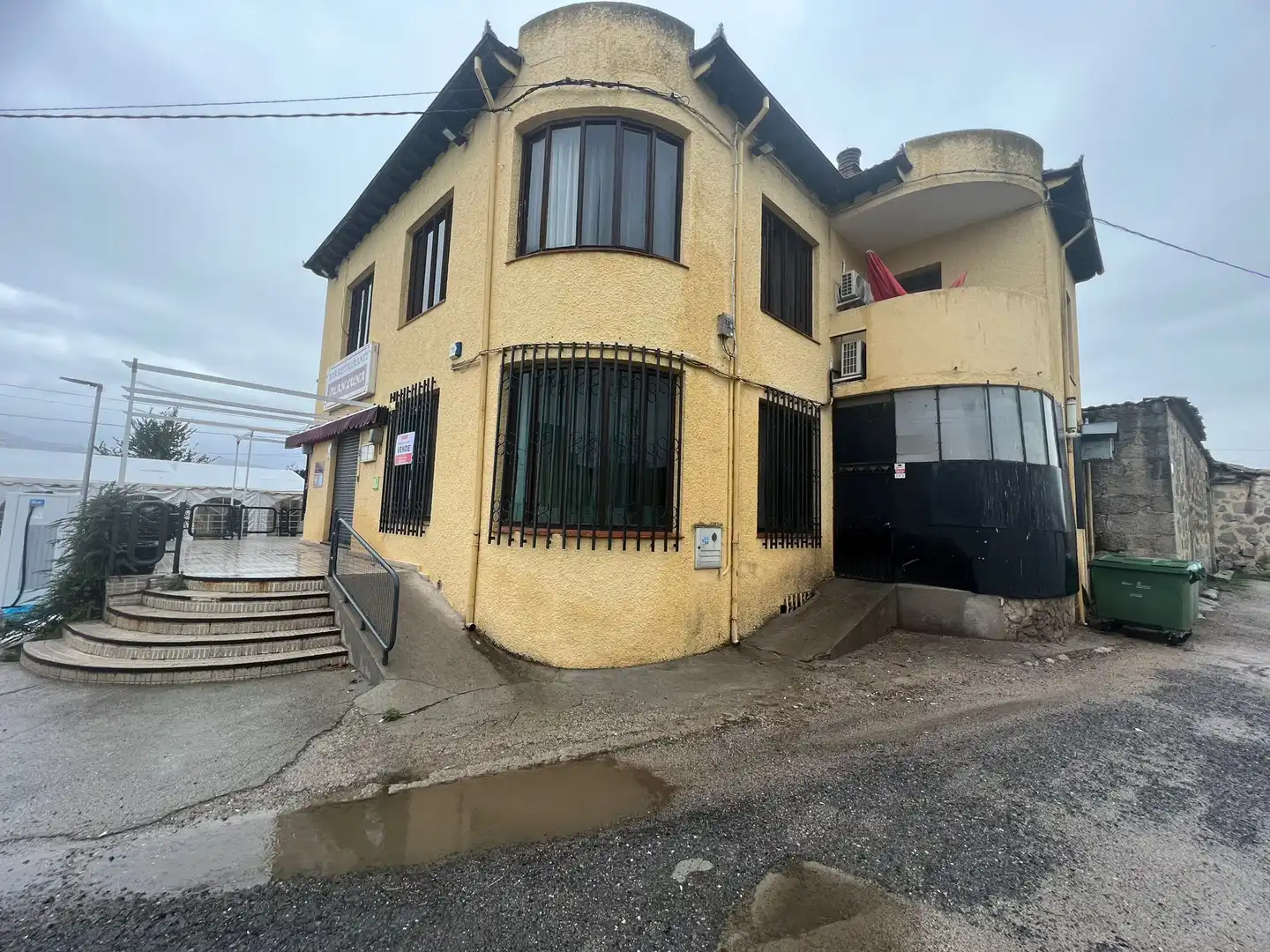 Vista exterior de Nave industrial en venta en Muñogalindo