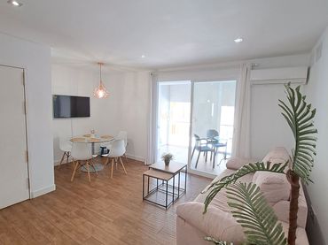 Wohnung mit Balkon zur Miete in Calle Doctor Gómez Ulla 31