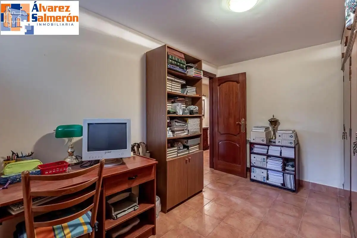 Casa con jardín en venta en Calle MARIANA PINEDA, imagen 43