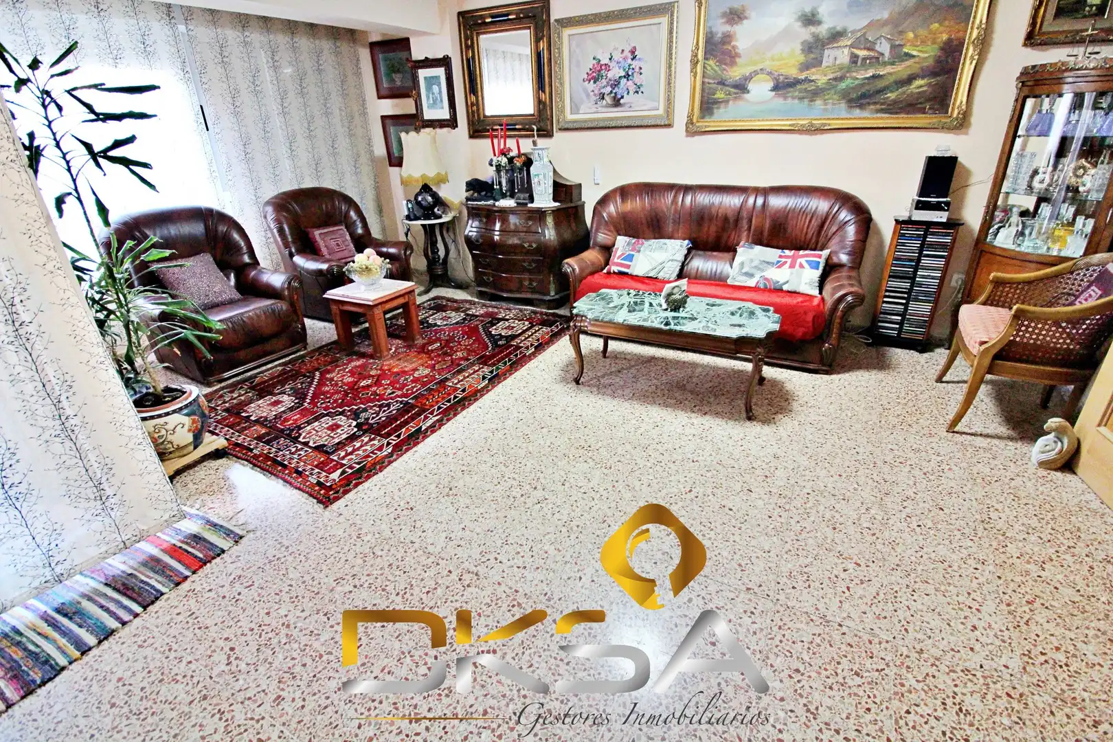 Sala de estar de Piso en venta en Castellón de la Plana / Castelló de la Plana con Terraza, Amueblado y Balcón