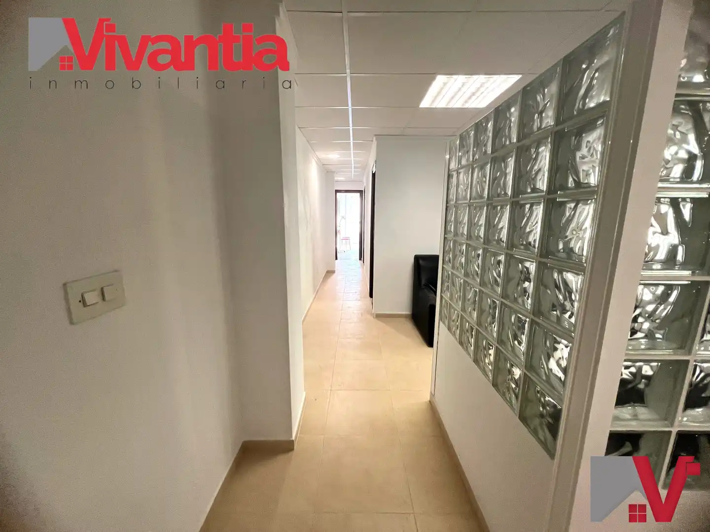Büro zum Verkauf in Lorca mit Klimaanlage und Möbliert