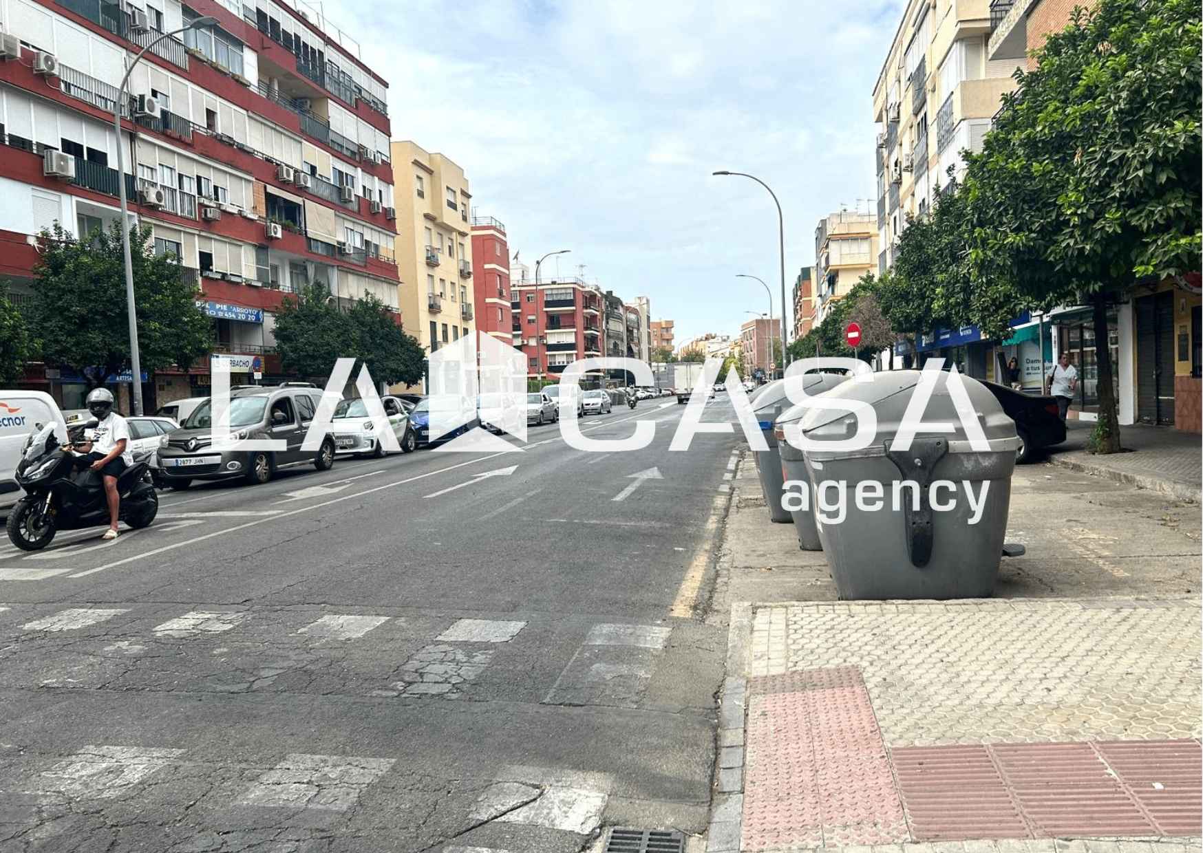 Vista exterior de Pis en venda en  Sevilla Capital amb Terrassa